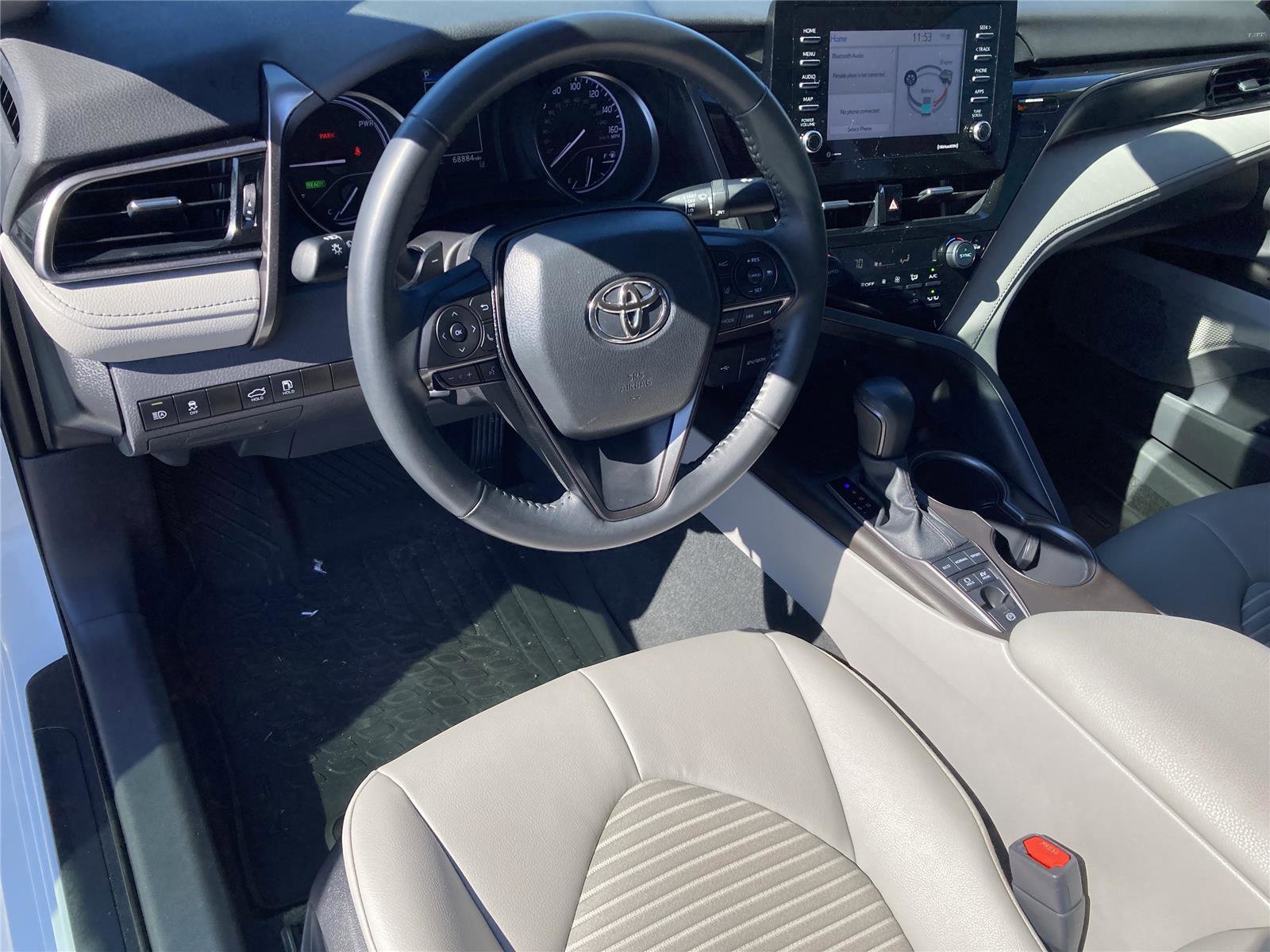 Used 2022 Toyota Camry SE image 12