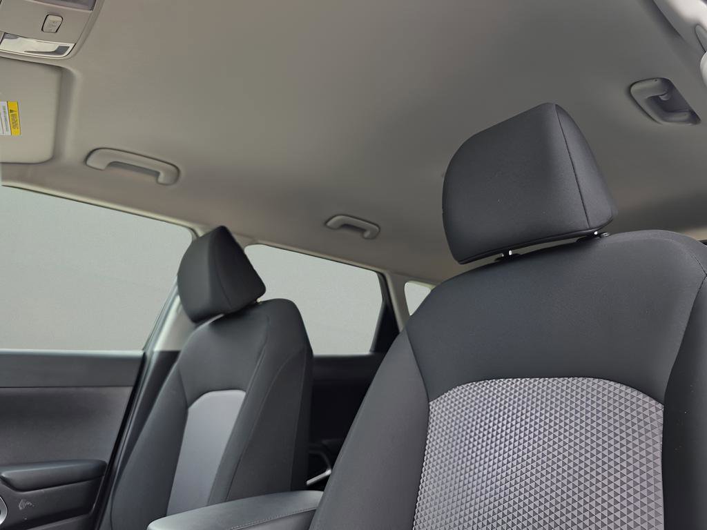 Used 2025 Kia Soul LX FWD image 19
