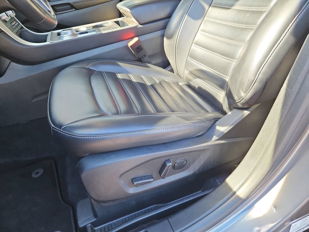 Used 2024 Ford Edge SEL AWD/4WD image 18