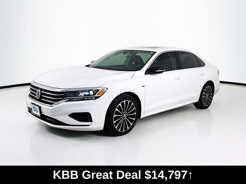Used 2022 Volkswagen Passat 2.0T FWD image 1