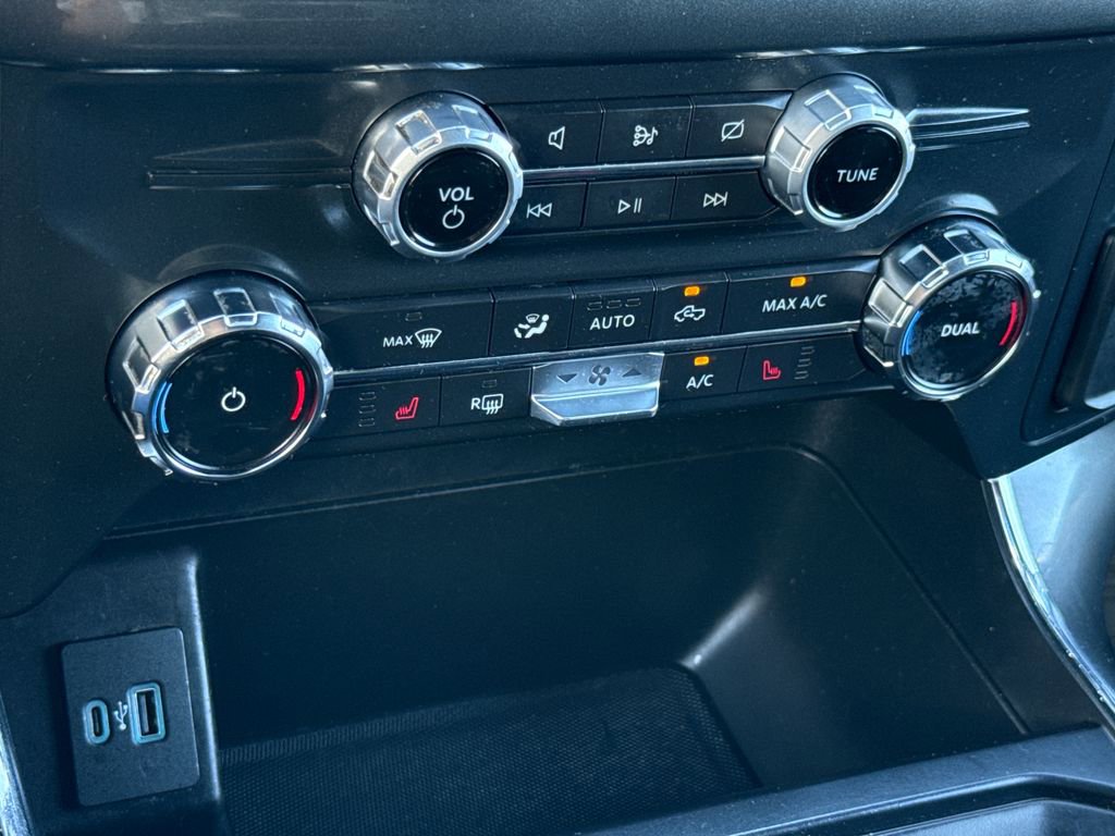 Certified 2022 Ford F150 XLT w/ Equipment Group 302A High image 23