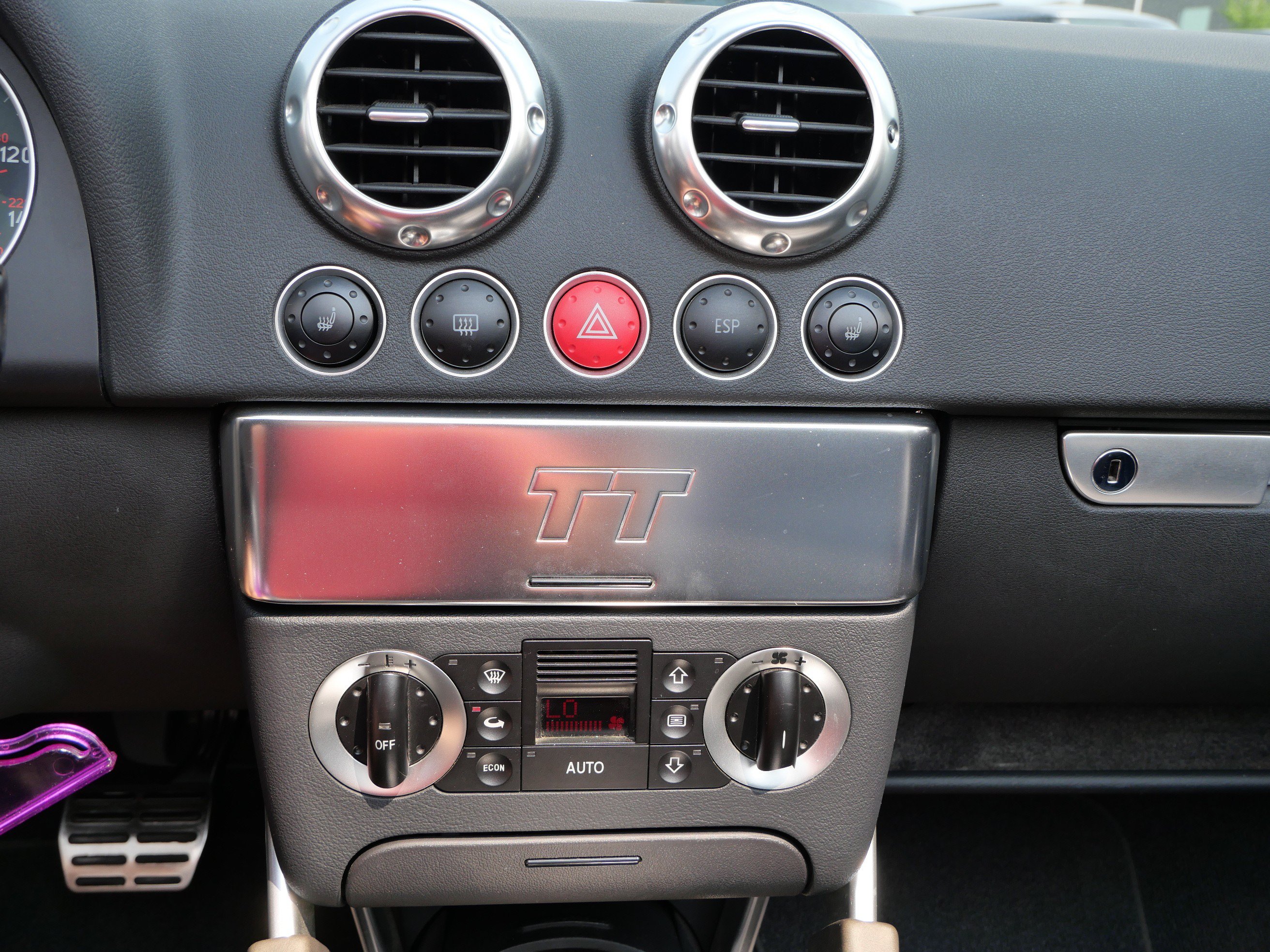 Used 2004 Audi TT 3.2 AWD/4WD image 24