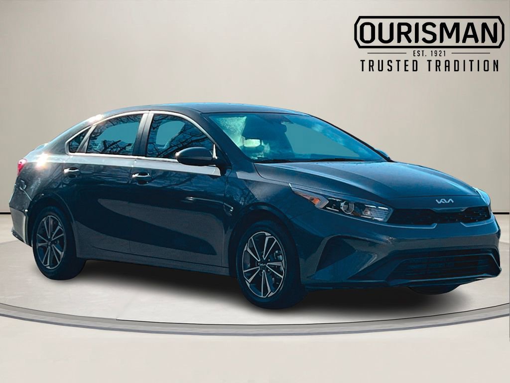 Used 2024 Kia Forte LXS image 1