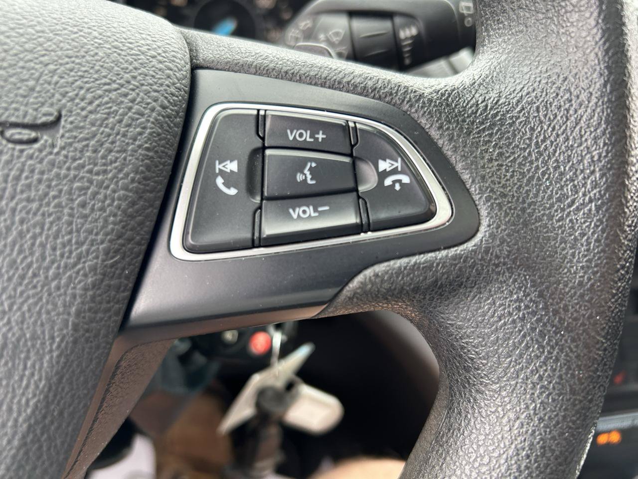 Used 2017 Ford Escape SE w/ SE Cold Weather Package AWD/4WD image 20