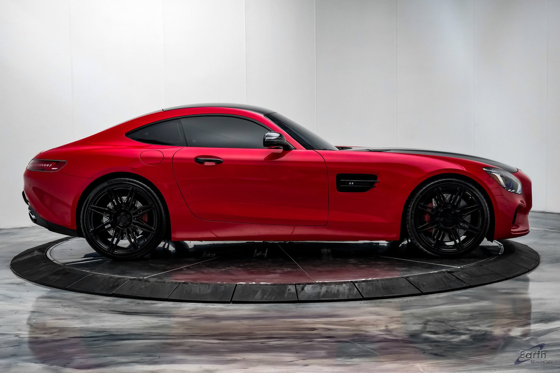 Used 2016 Mercedes-Benz AMG GT S image 21