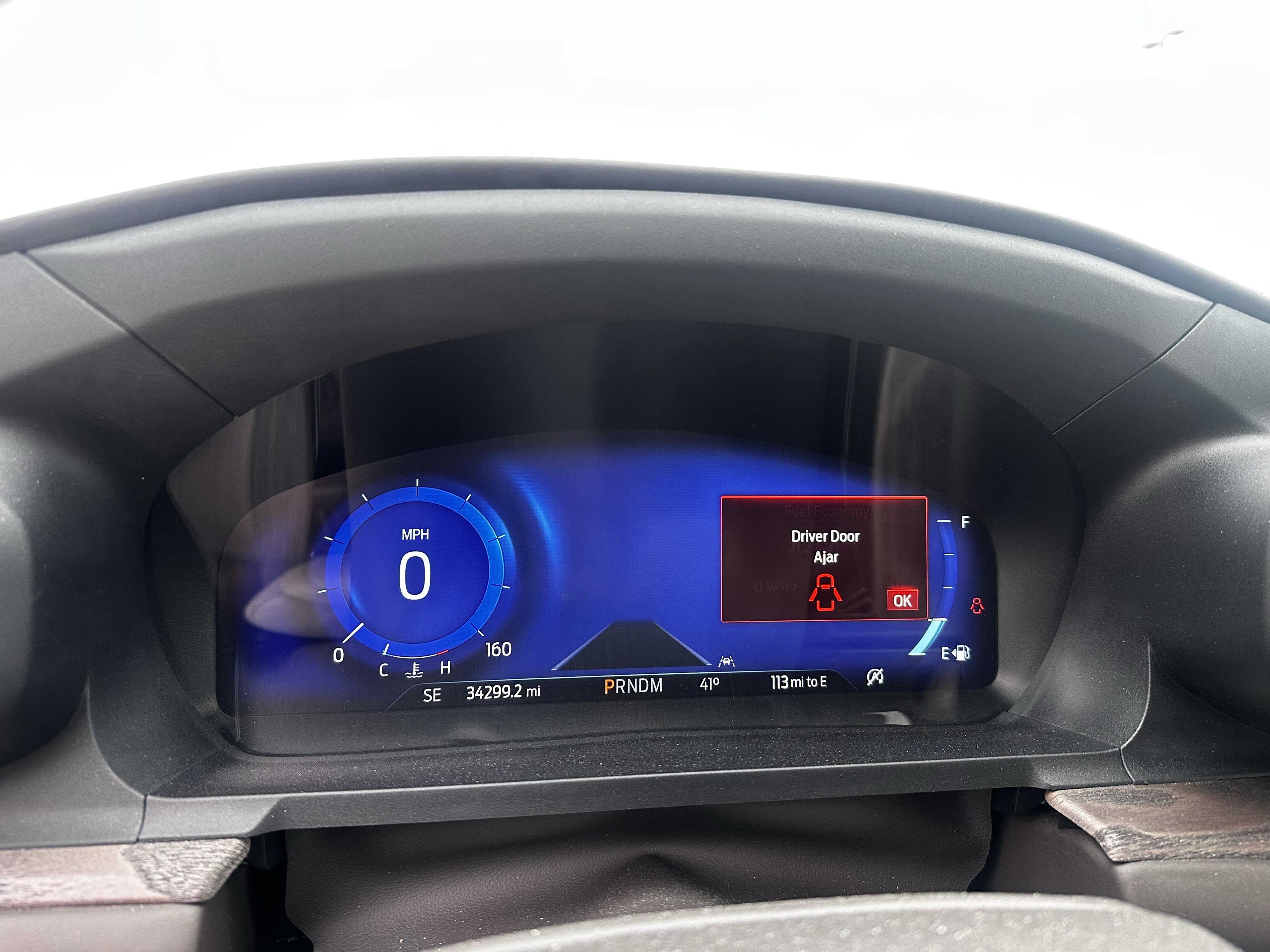 Used 2020 Ford Explorer Platinum w/ Premium Technology Package AWD/4WD image 6