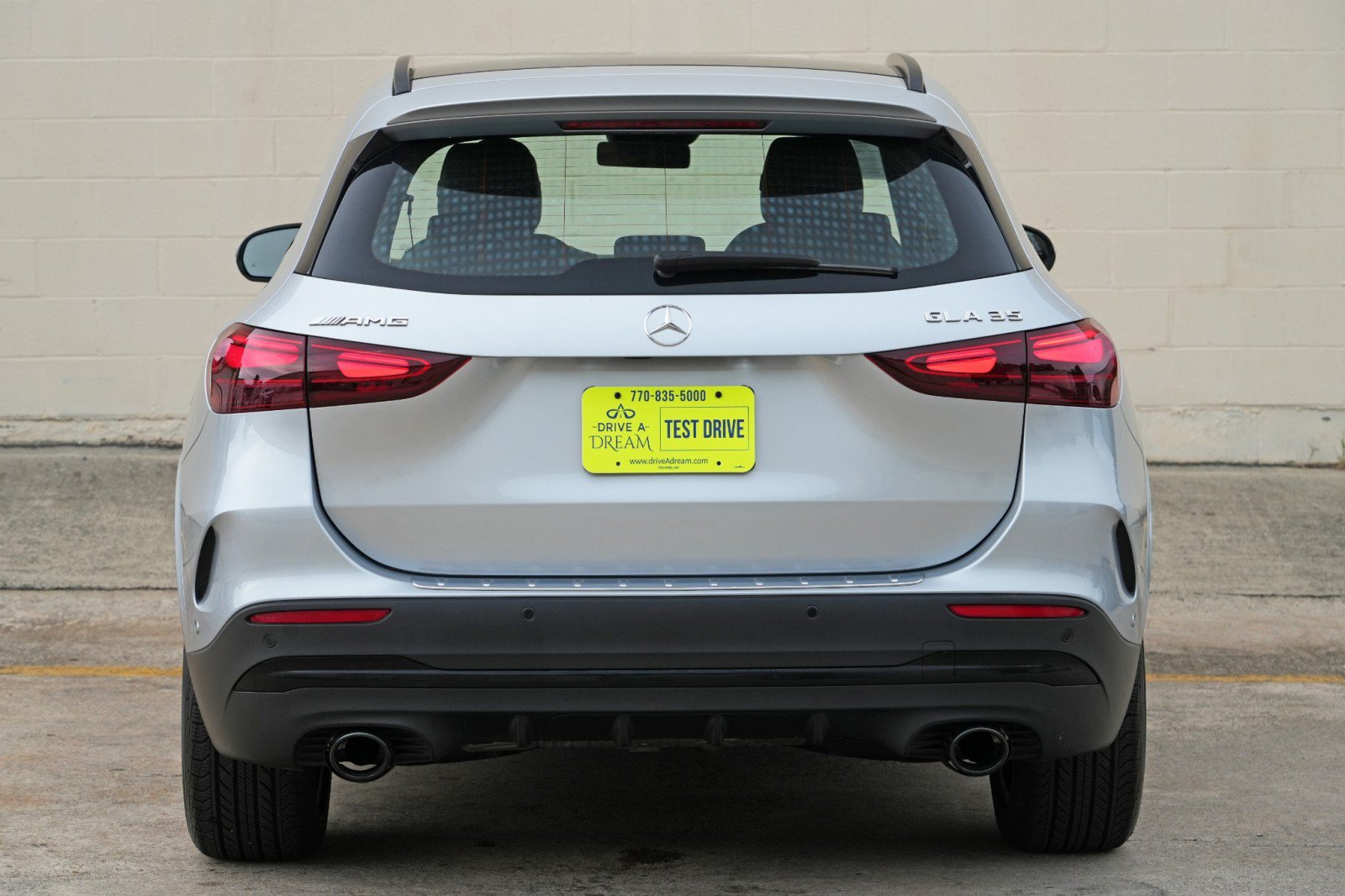 Used 2025 Mercedes-Benz GLA 35 AMG 4MATIC w/ Exclusive Trim Package image 56