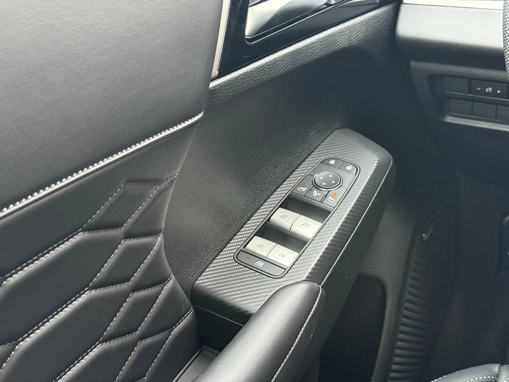 New 2026 Mitsubishi Outlander SEL AWD/4WD image 7