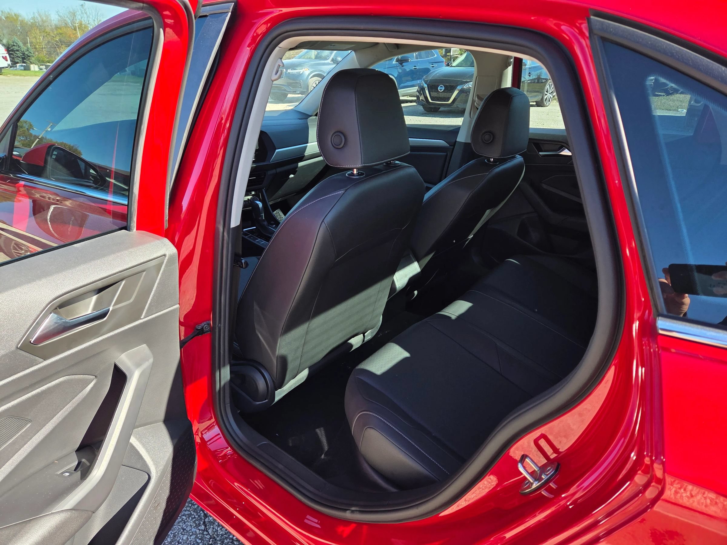 Used 2019 Volkswagen Jetta SE FWD image 15