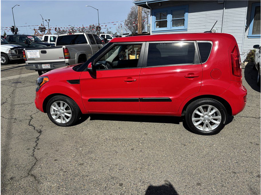 Used 2012 Kia Soul + image 4