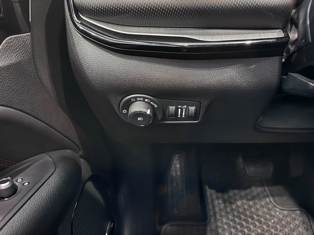 Used 2023 Jeep Compass Trailhawk w/ Sun and Sound Group image 25