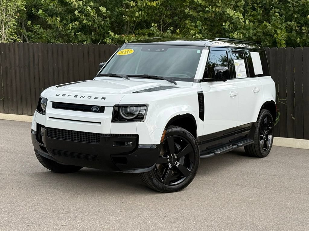 Certified 2026 Land Rover Defender 110 X-Dynamic SE AWD/4WD image 1