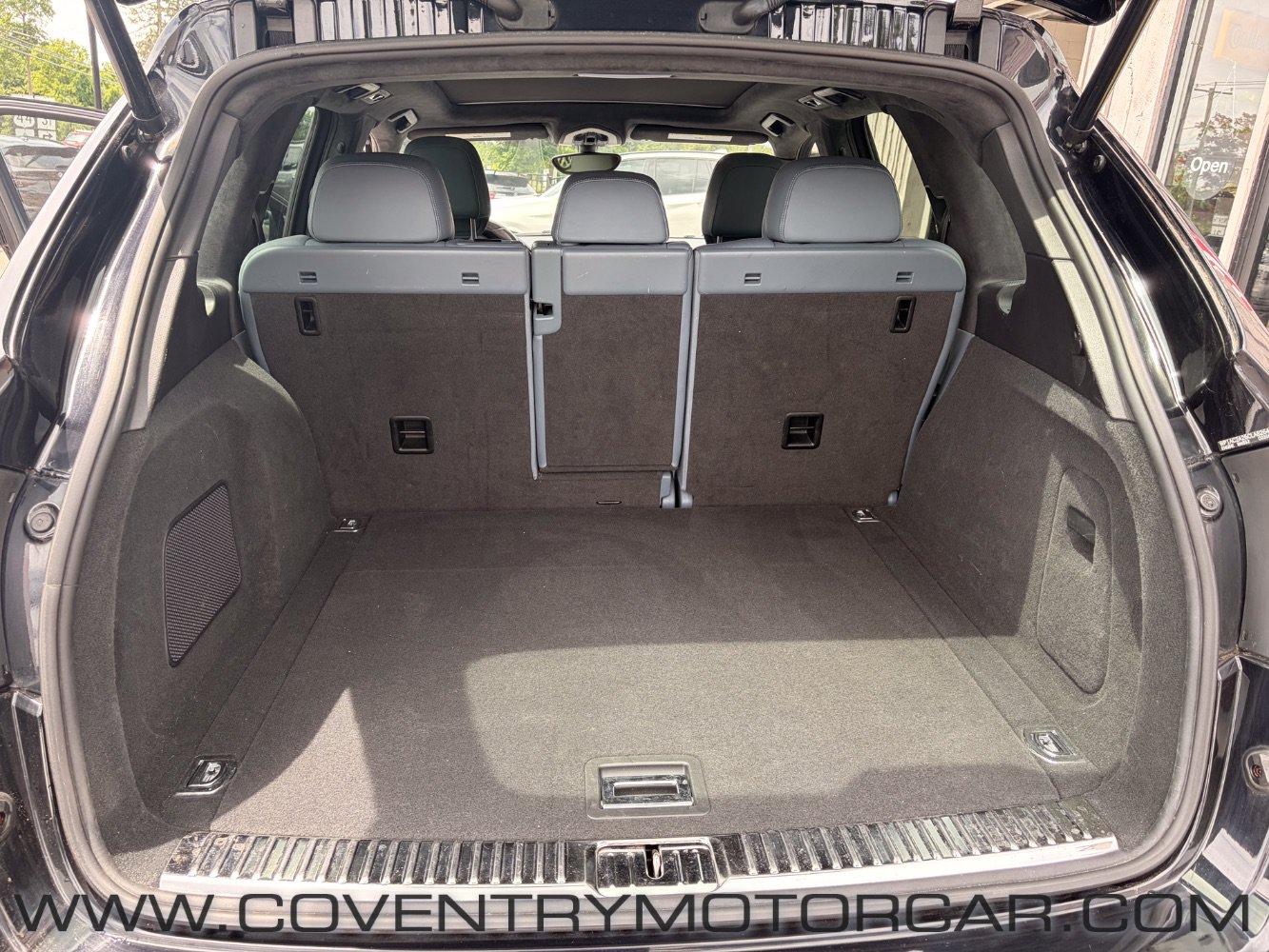 Used 2012 Porsche Cayenne Turbo AWD/4WD image 15