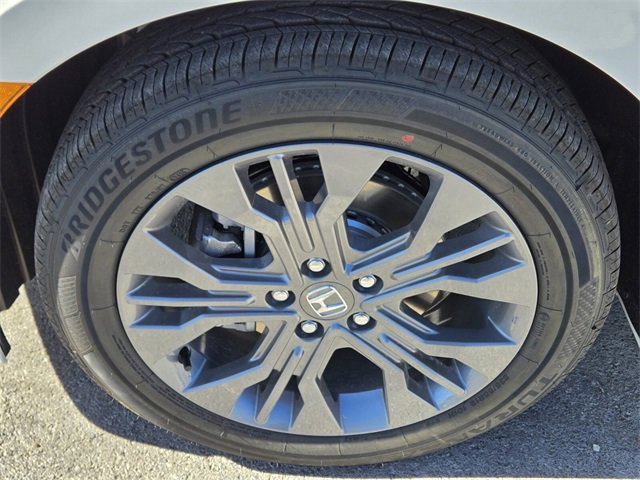 New 2026 Honda Odyssey Touring image 6