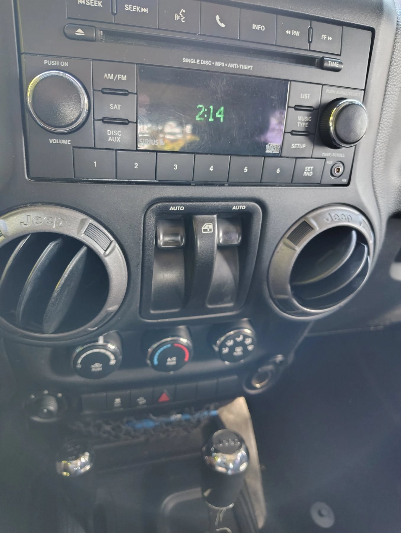 Used 2014 Jeep Wrangler Sport w/ Quick Order Package 24S AWD/4WD image 9