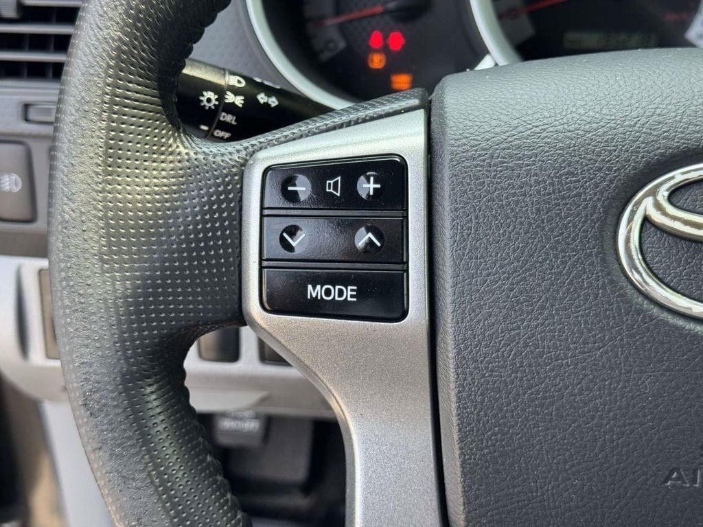 Used 2013 Toyota Tacoma 4x4 Double Cab w/ TRD Sport Pkg image 11