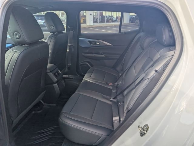 New 2026 Chevrolet Equinox EV LT image 9