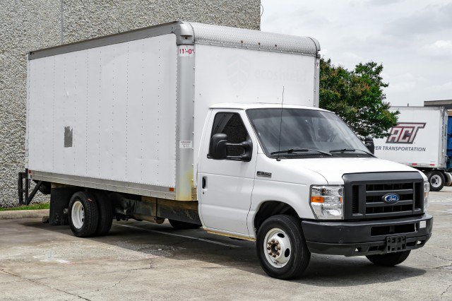 Used 2019 Ford E-350 and Econoline 350 Super Duty w/ Power Windows & Locks Group RWD image 6