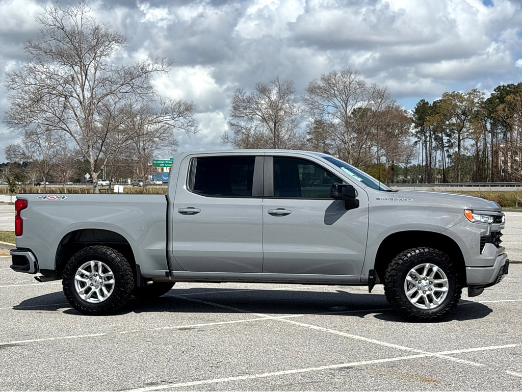 Used 2024 Chevrolet Silverado 1500 RST image 25