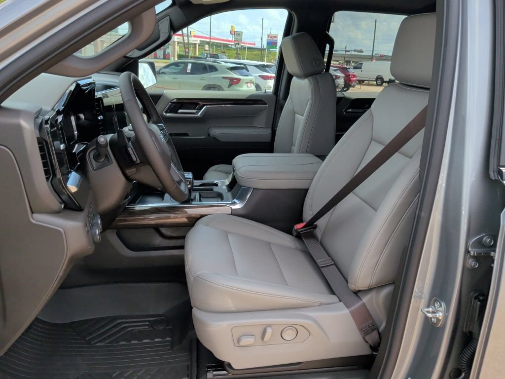 New 2026 Chevrolet Silverado 1500 LT Trail Boss w/ LT Trail Boss Premium Package AWD/4WD image 11