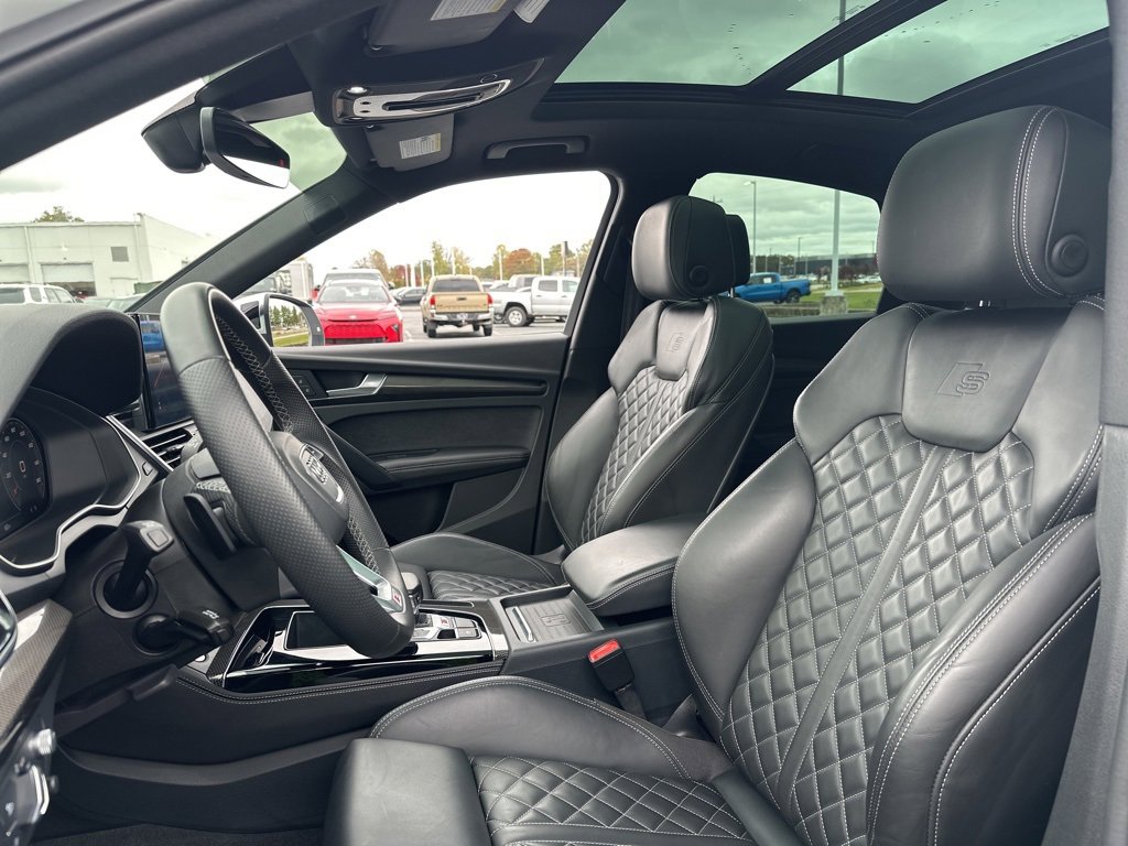 Used 2023 Audi SQ5 Prestige w/ Prestige Package image 26