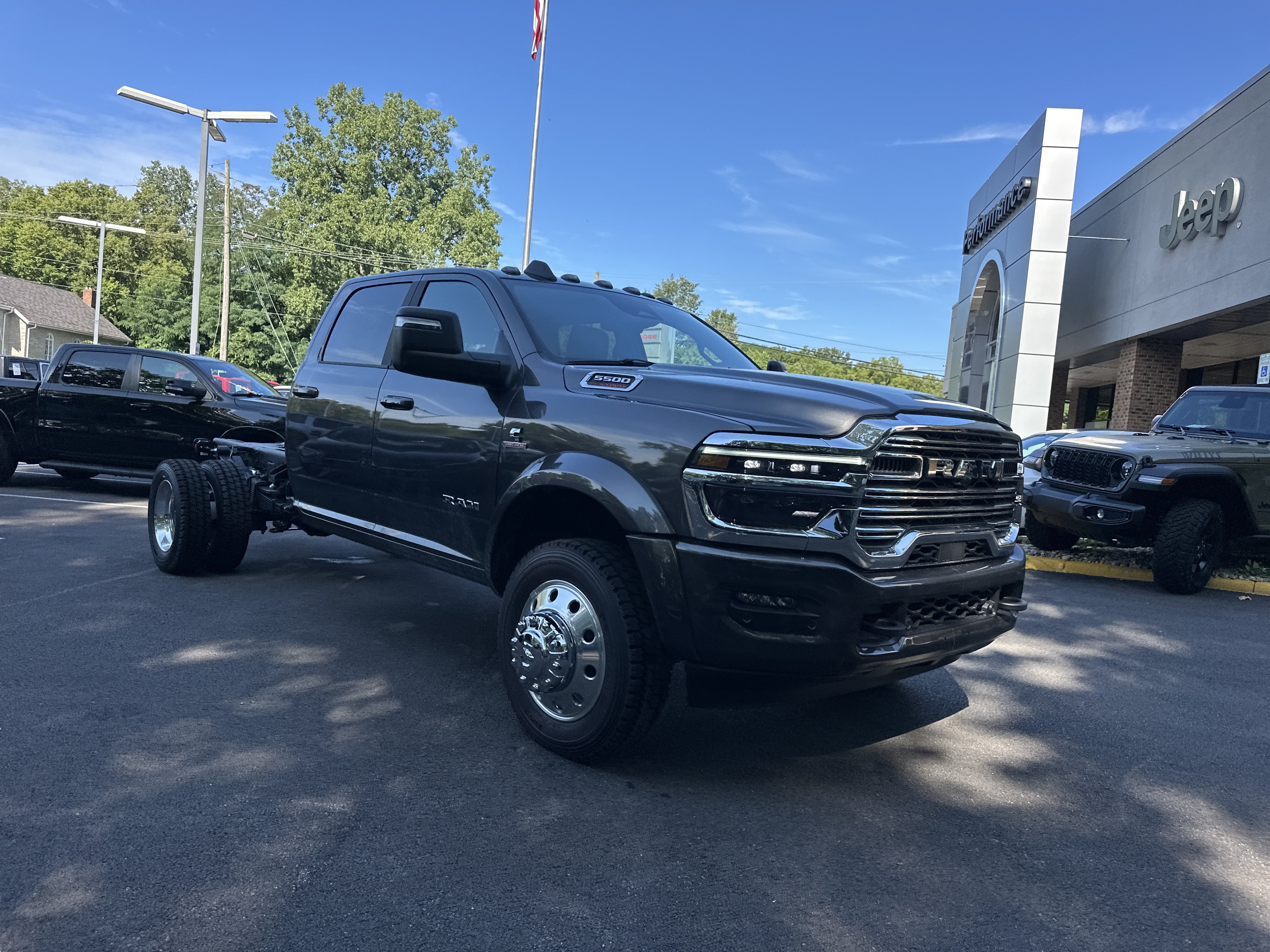 New 2026 RAM 5500 4x4 Crew Cab w/ Laramie Trim Package image 21