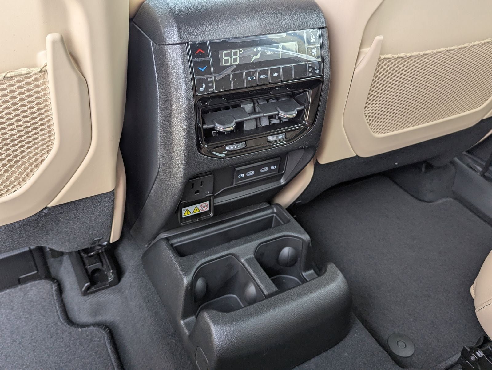 New 2026 Jeep Grand Cherokee L Limited w/ Limited Altitude Package RWD image 18