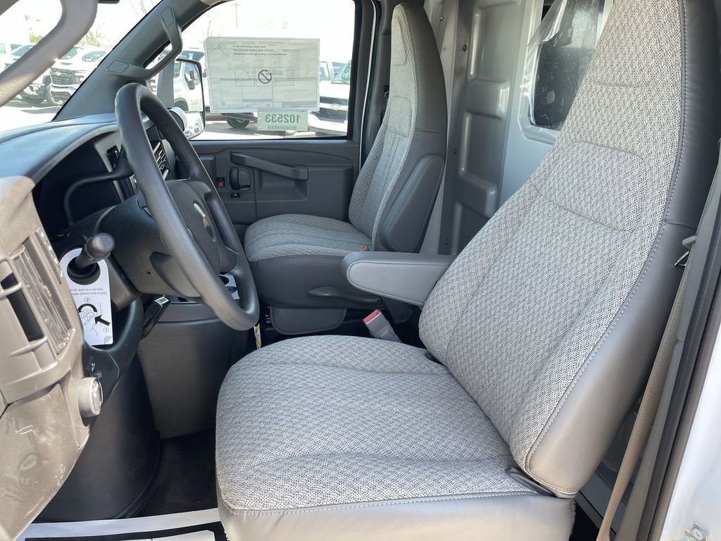 New 2025 Chevrolet Express 3500 w/ Power Convenience Package RWD image 7