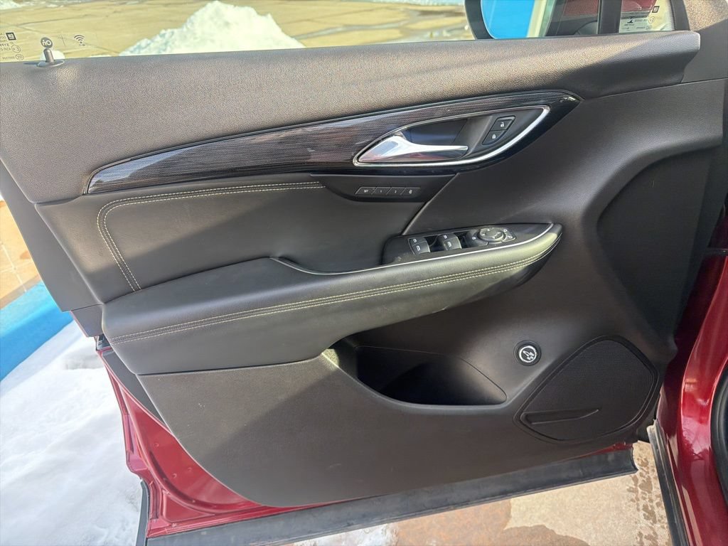 Used 2023 Buick Envision Essence FWD image 4