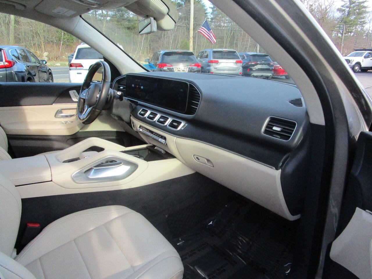 Used 2020 Mercedes-Benz GLE 350 4MATIC image 10