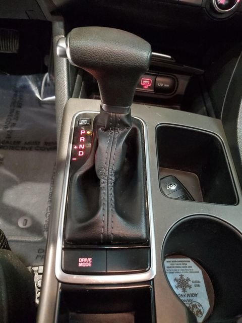 Used 2020 Kia Optima LX image 26