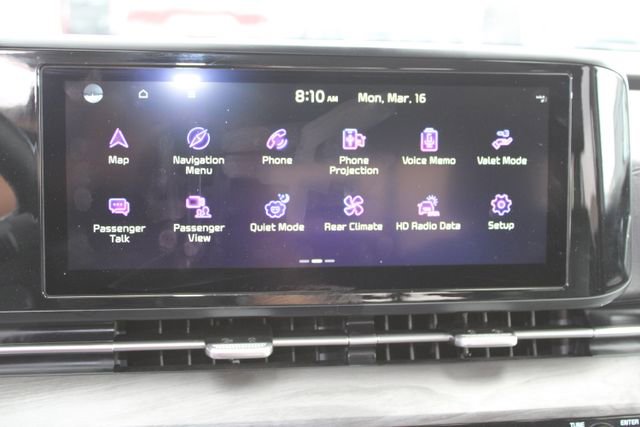 Used 2024 Kia Carnival EX image 26