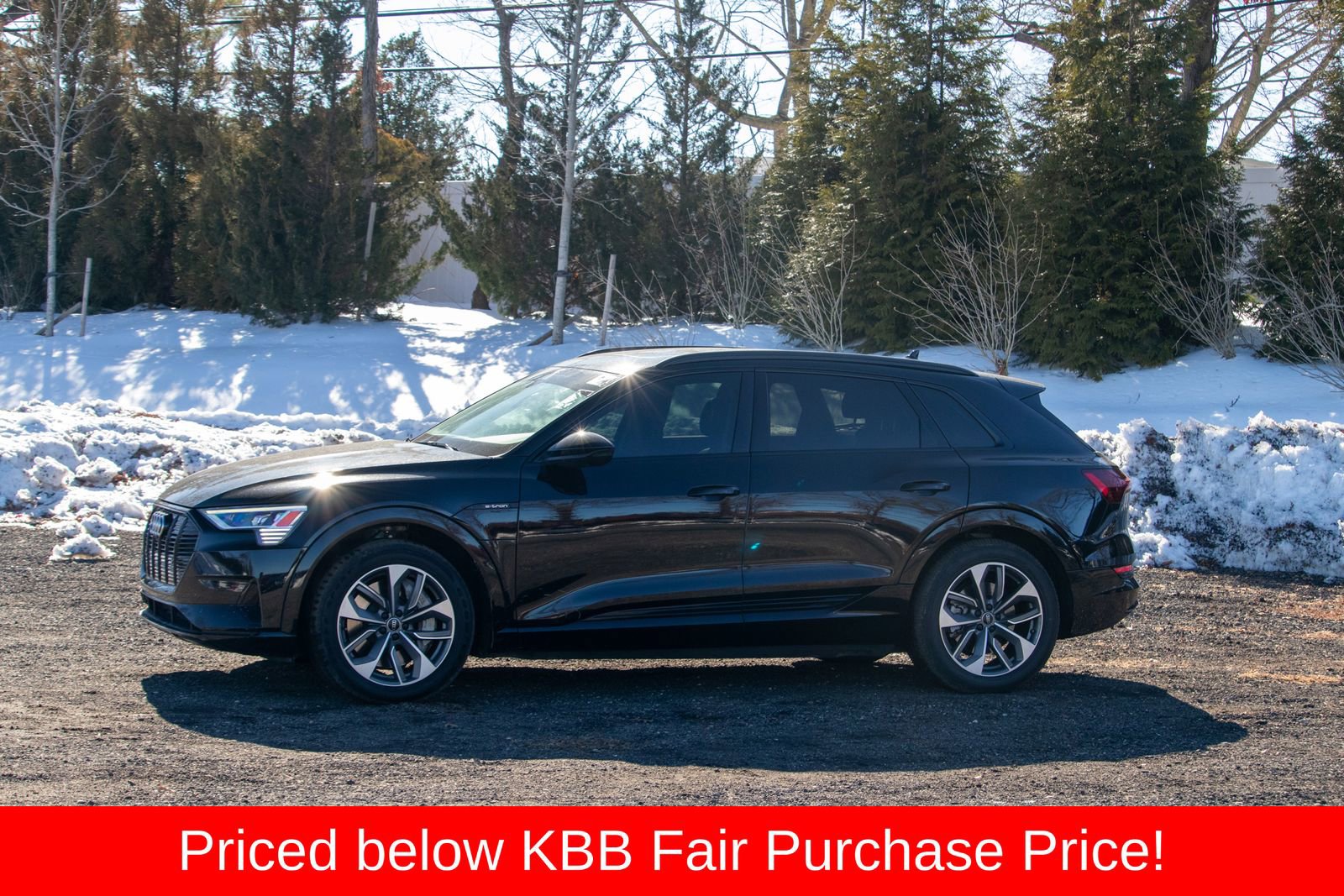 Used 2021 Audi e-tron Premium Plus w/ Premium Plus Package image 3