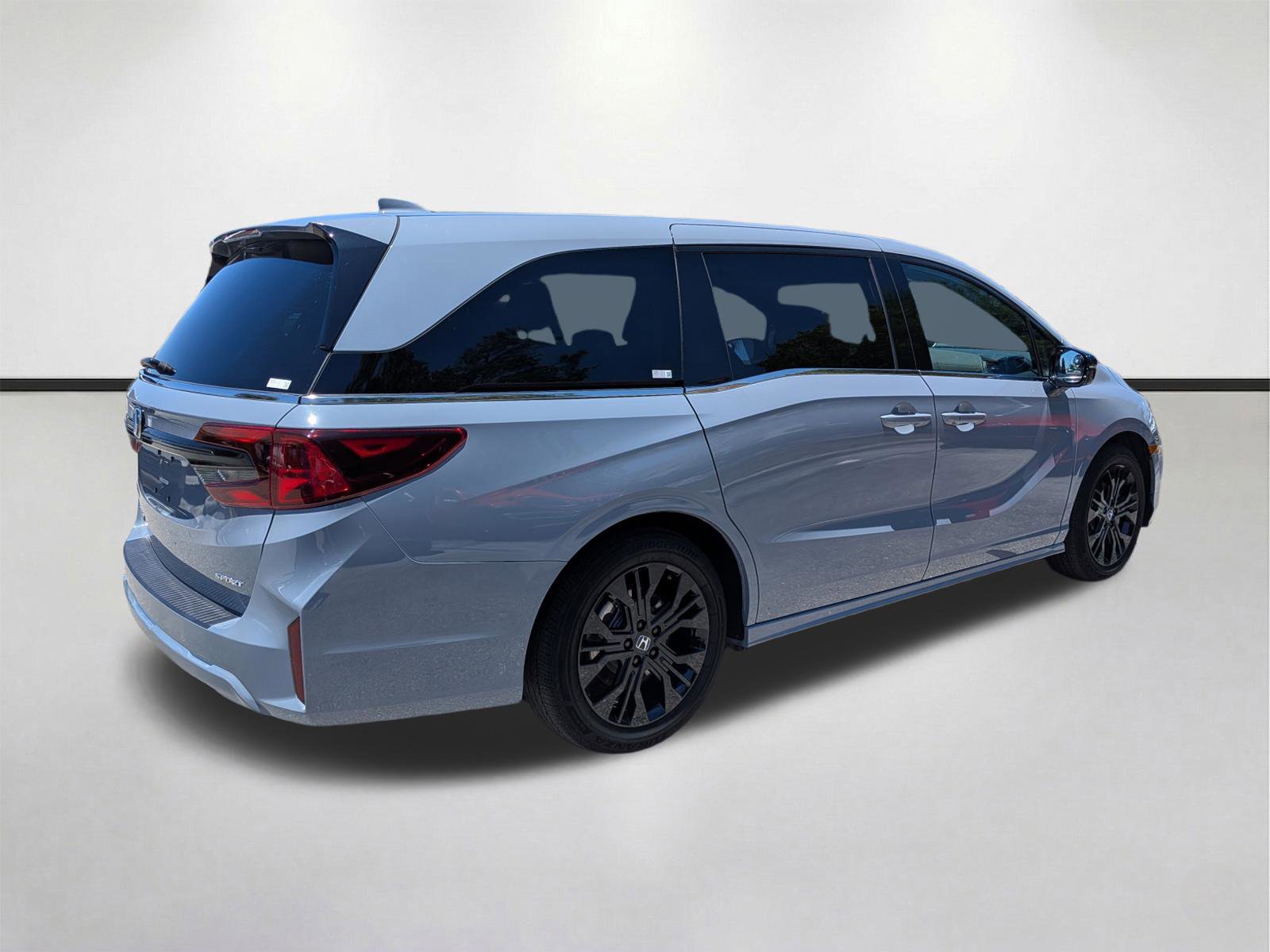 Used 2025 Honda Odyssey Sport-L image 4