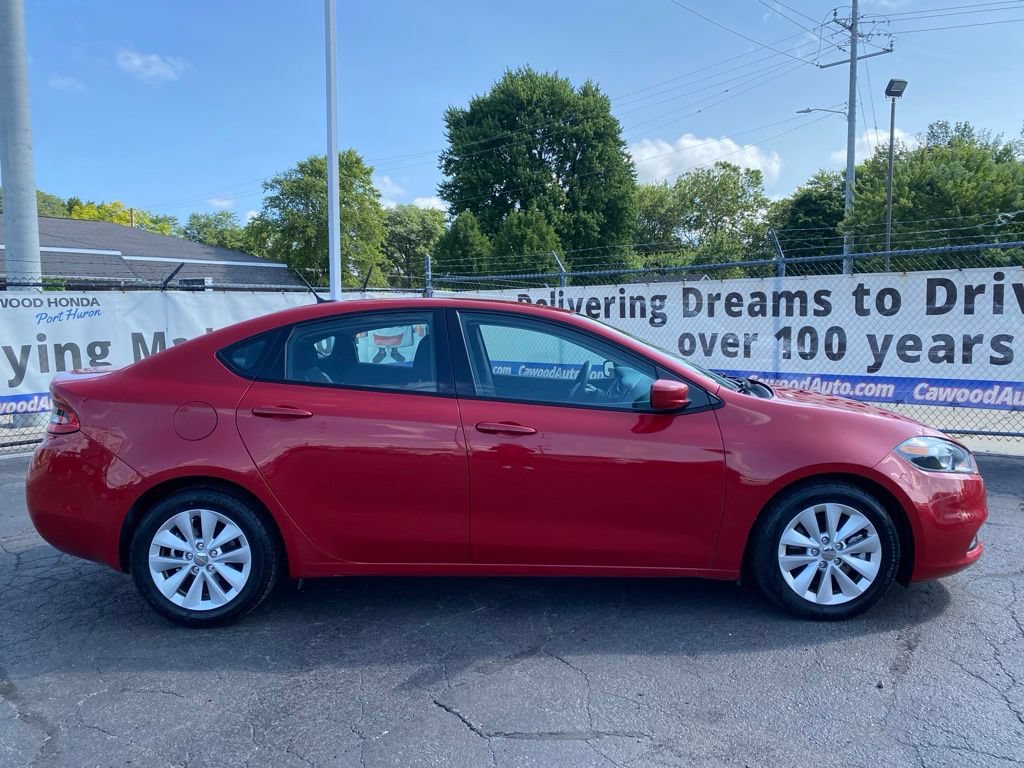 Used 2014 Dodge Dart SXT FWD image 2
