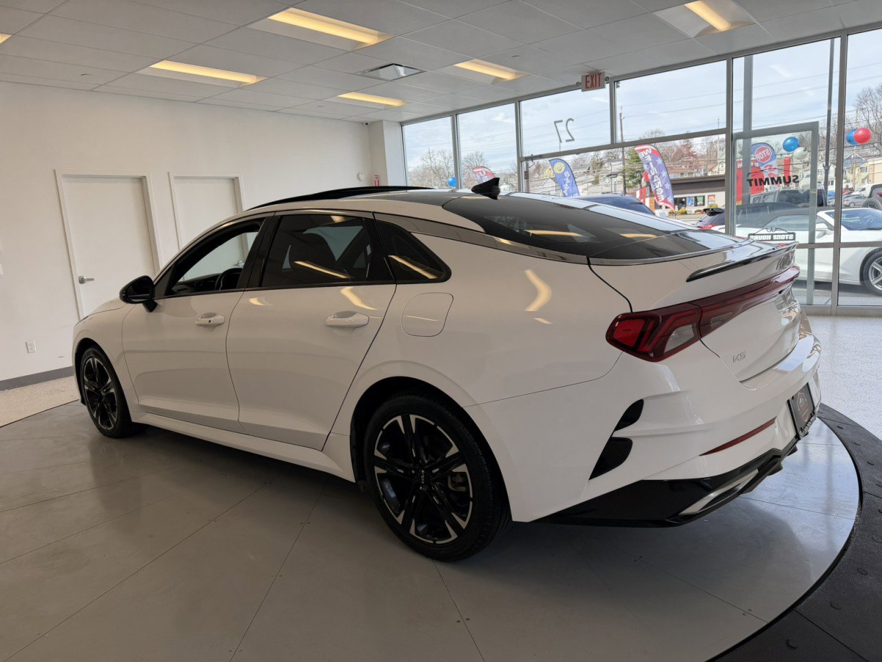 Used 2023 Kia K5 GT-Line image 45