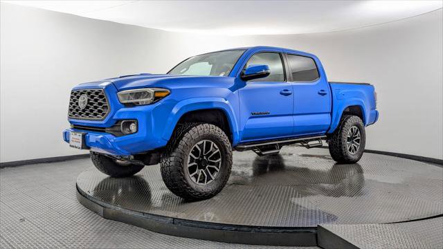 Used 2021 Toyota Tacoma TRD Sport w/ Technology Package image 2
