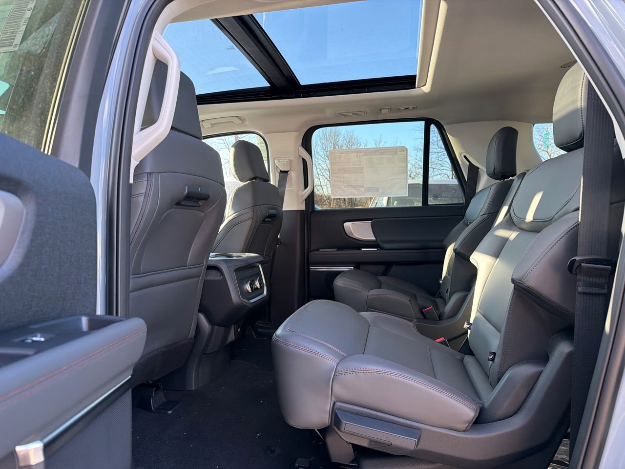 New 2025 Ford Expedition Max Active image 17