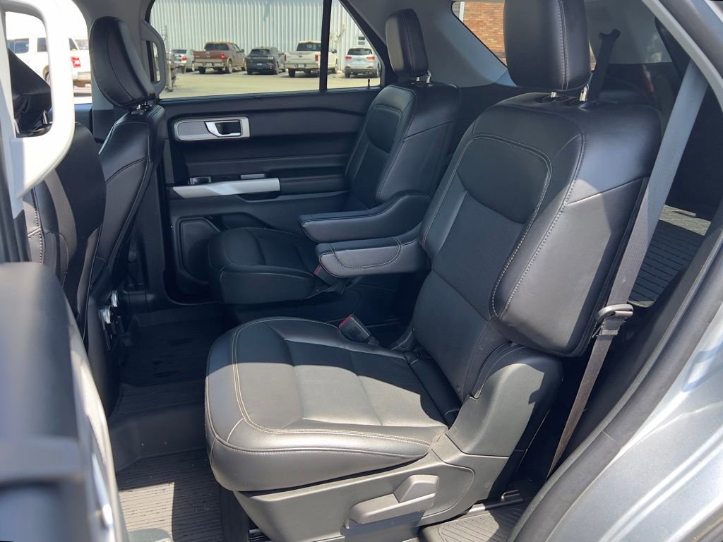 Used 2024 Ford Explorer Limited RWD image 15