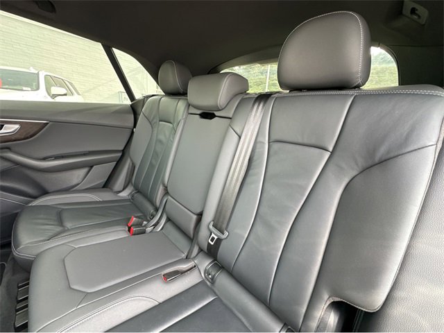 Used 2020 Audi Q8 Premium w/ Black Optic Package image 9