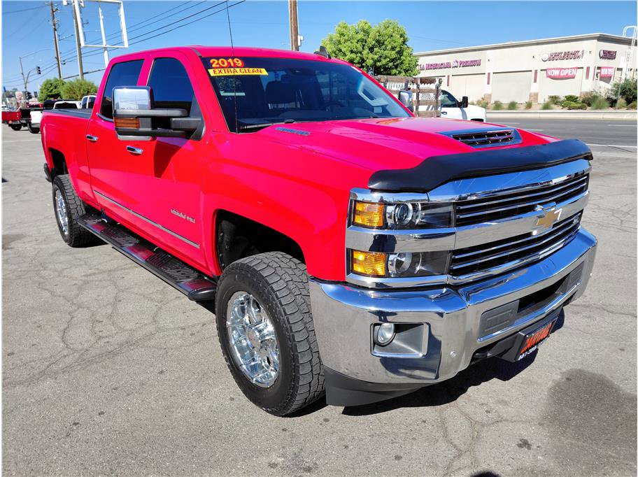 Used 2019 Chevrolet Silverado 2500 LTZ w/ Duramax Plus Package image 4