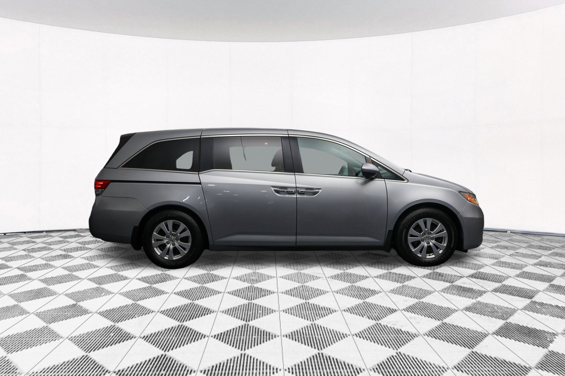 Used 2016 Honda Odyssey EX-L image 43