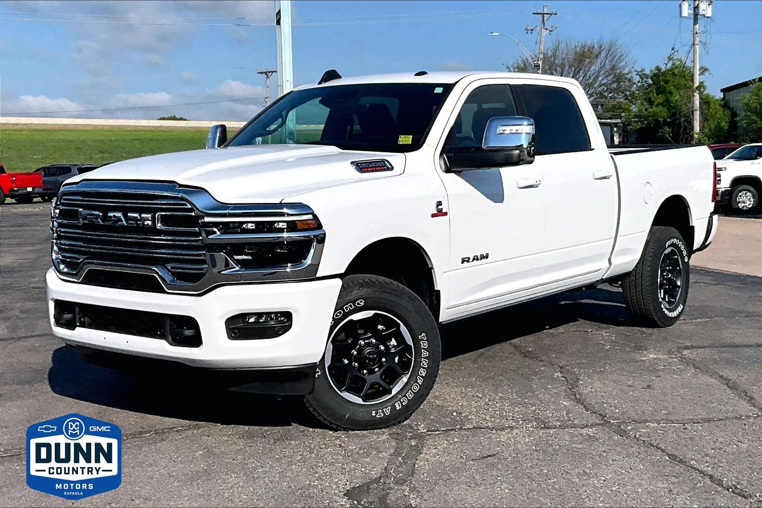 Used 2026 RAM 2500 Laramie AWD/4WD image 1