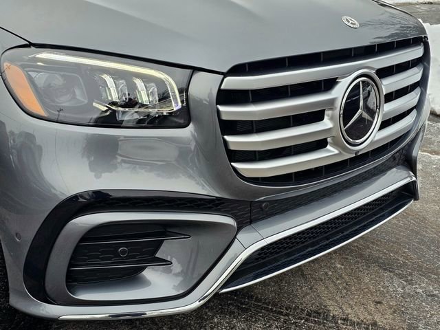 New 2026 Mercedes-Benz GLS 450 4MATIC image 3