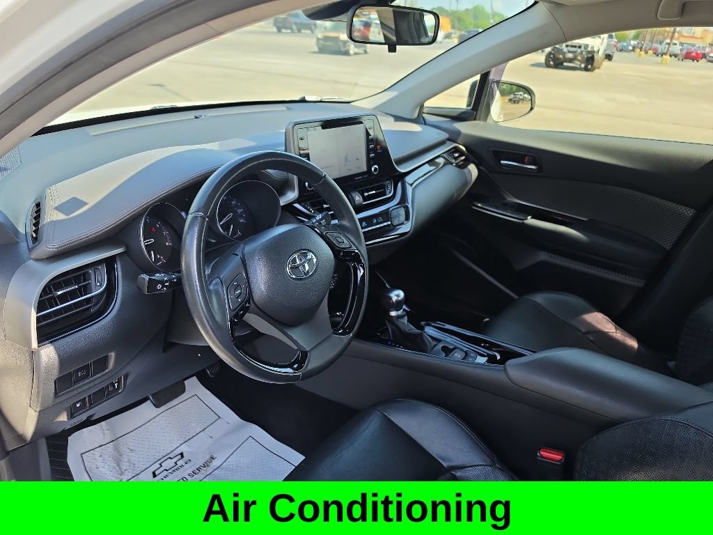 Used 2021 Toyota C-HR Limited FWD image 17