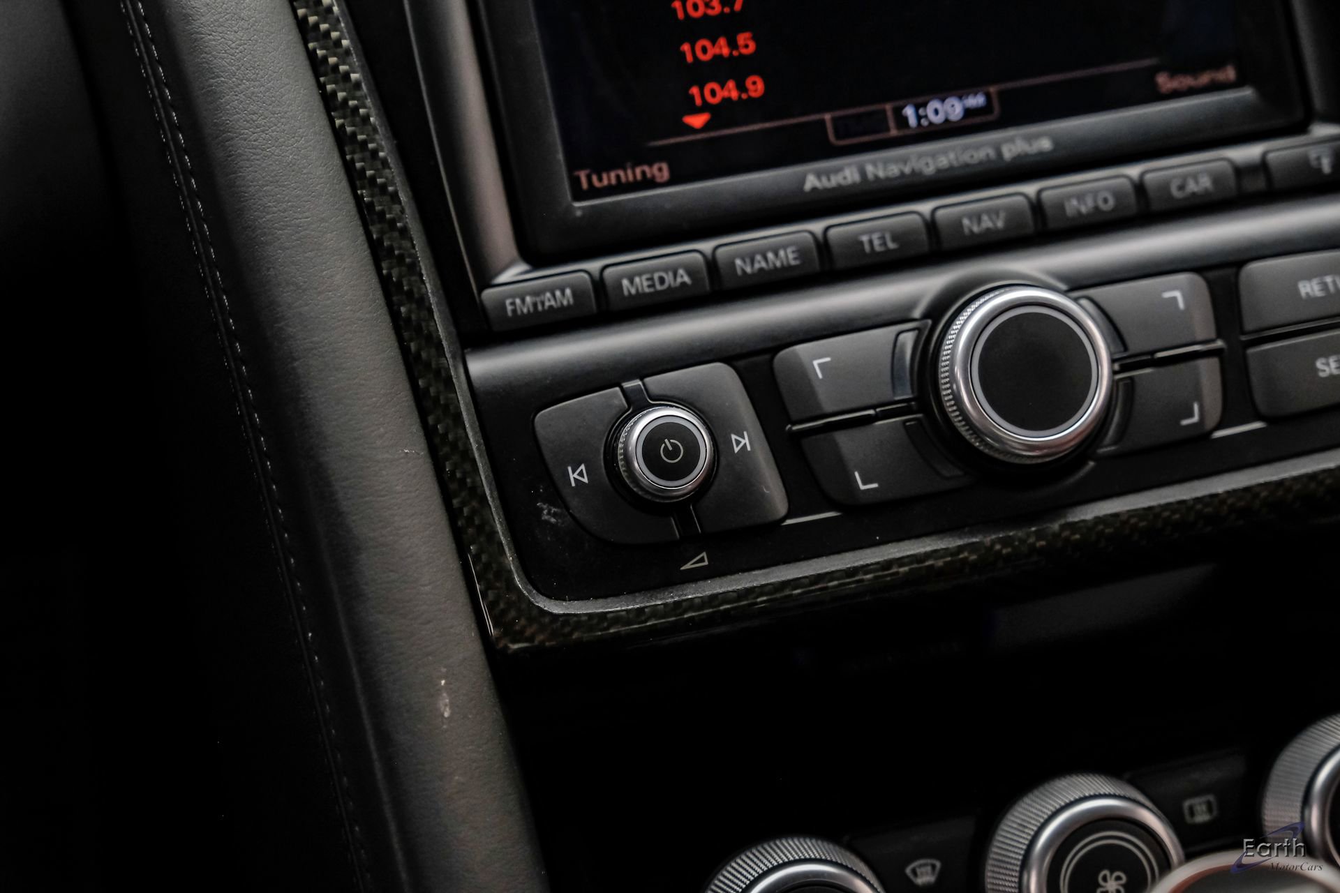 Used 2010 Audi R8 V10 image 79