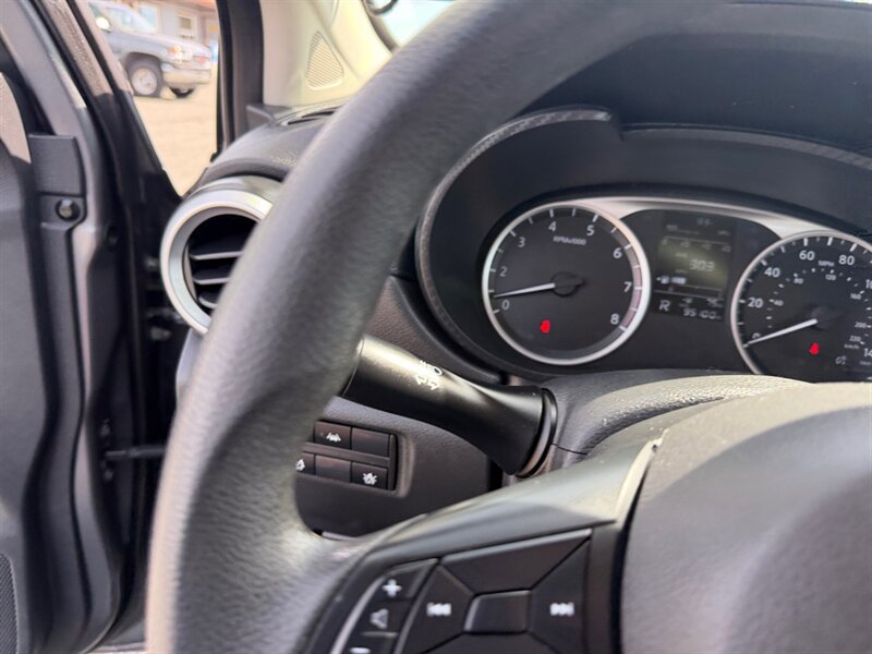 Used 2020 Nissan Versa S FWD image 21