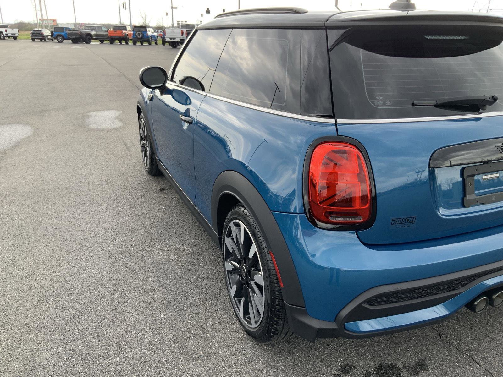 Used 2024 MINI Cooper S image 17