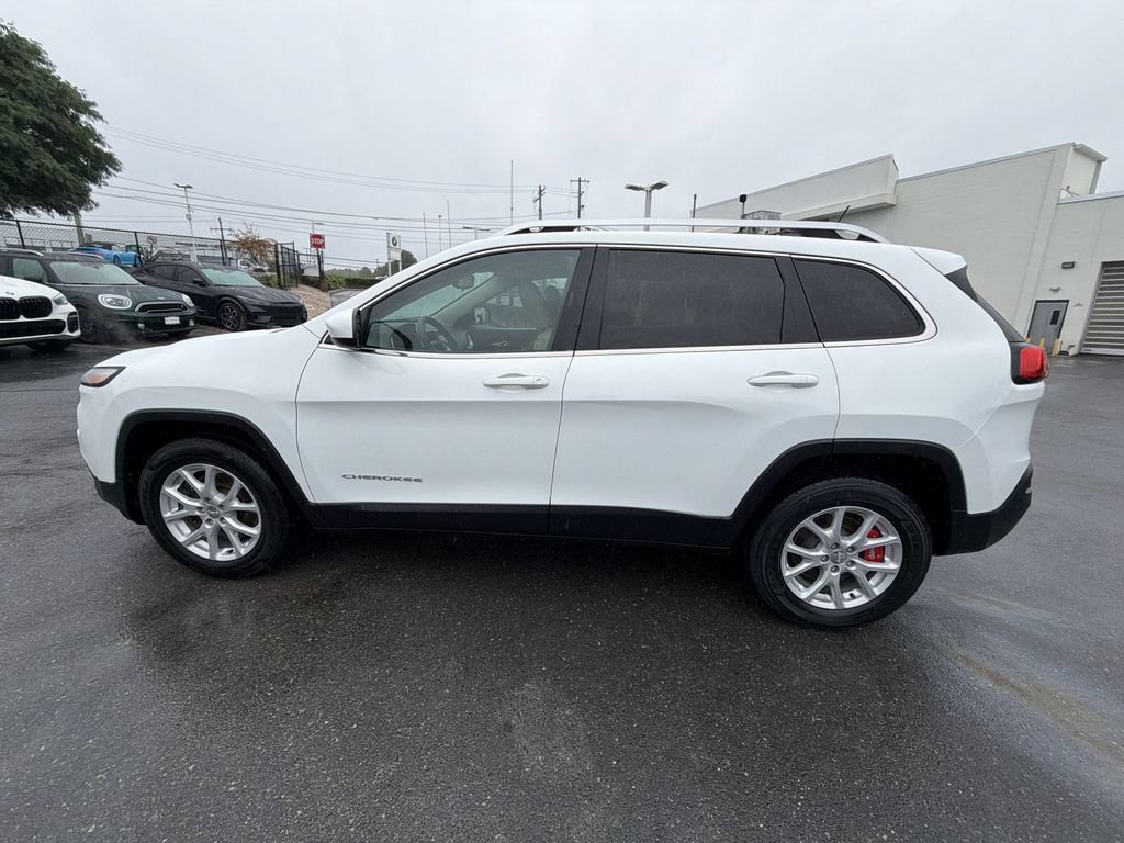 Used 2015 Jeep Cherokee Latitude AWD/4WD image 11