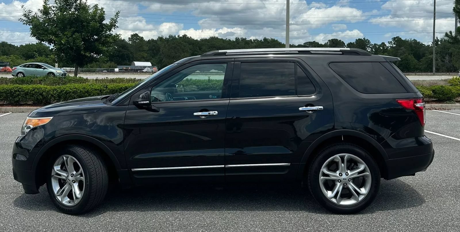 Used 2015 Ford Explorer Limited FWD image 6